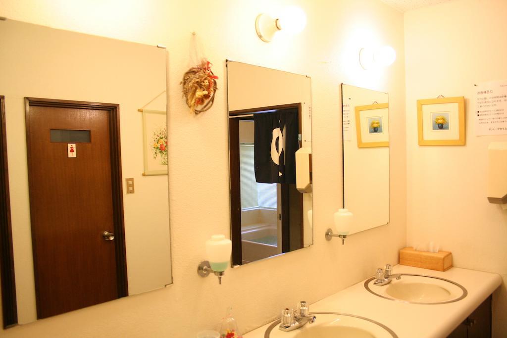 Pension Half Time Hokuto  Exterior photo
